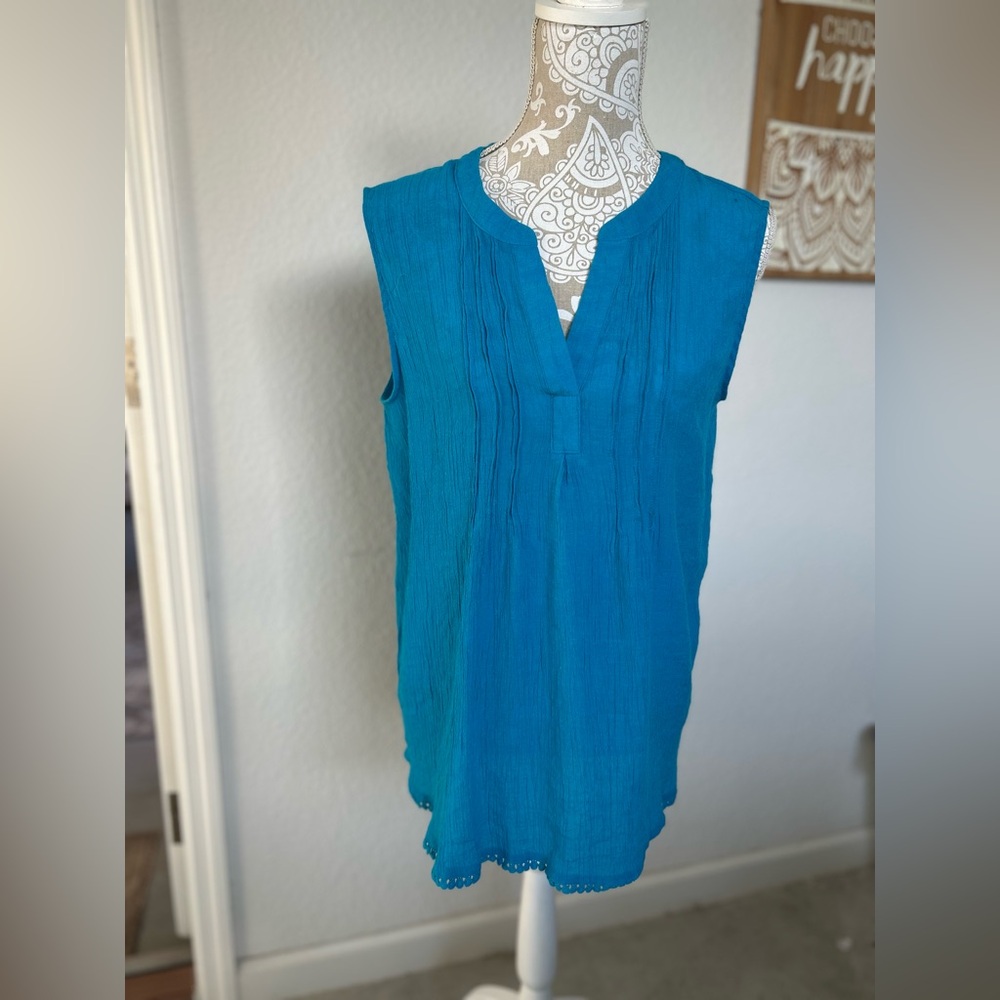 Counterparts Teal Sleeveless Blouse
